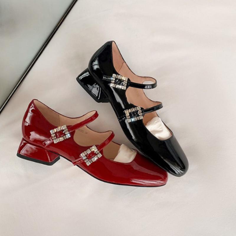 Fashion Luxury Crystal Belt Buckle Mary Janes Woman Red Patent Leather Ballets Shoes Ladies Wedding Med-High Heels Pumps Femmes Tacones