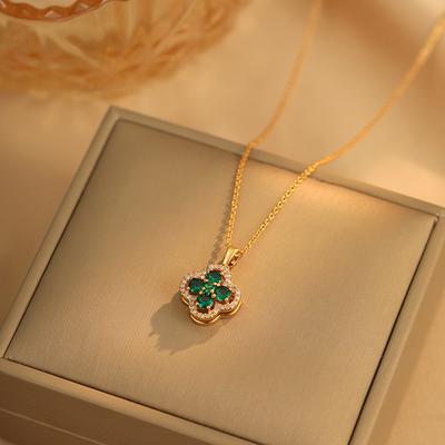 Rotating Four-Leaf Clover Emerald Necklace For Women Minimalist Luxury Delicate Pendant Collarbone Chain