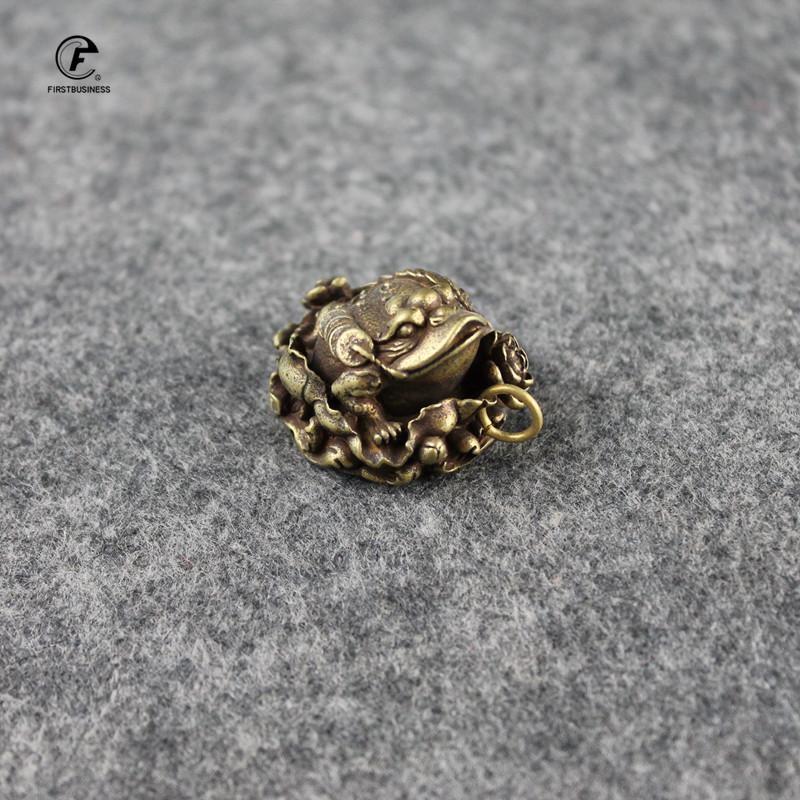 Solid Copper Lucky Toad Tea Ceremony Small Ornaments Tea Pet Antique Bronze Animal Bufo Figures Miniatures Desk Decoration Craft