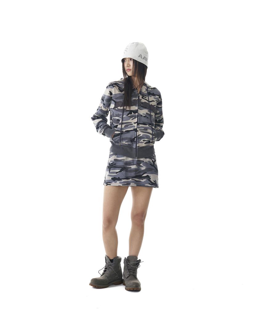 Aakam Contrast Logo Zip-Up Hoodie (Gray)