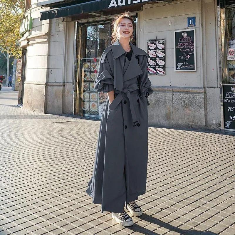 Odereota sieviešu garā trenčkota jaka līdz