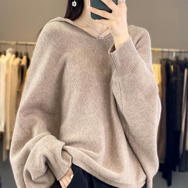 Women's 100% Wool V-Neck Batwing Sleeve Sweater, Versatile Knitted Top for Autumn & Winter
