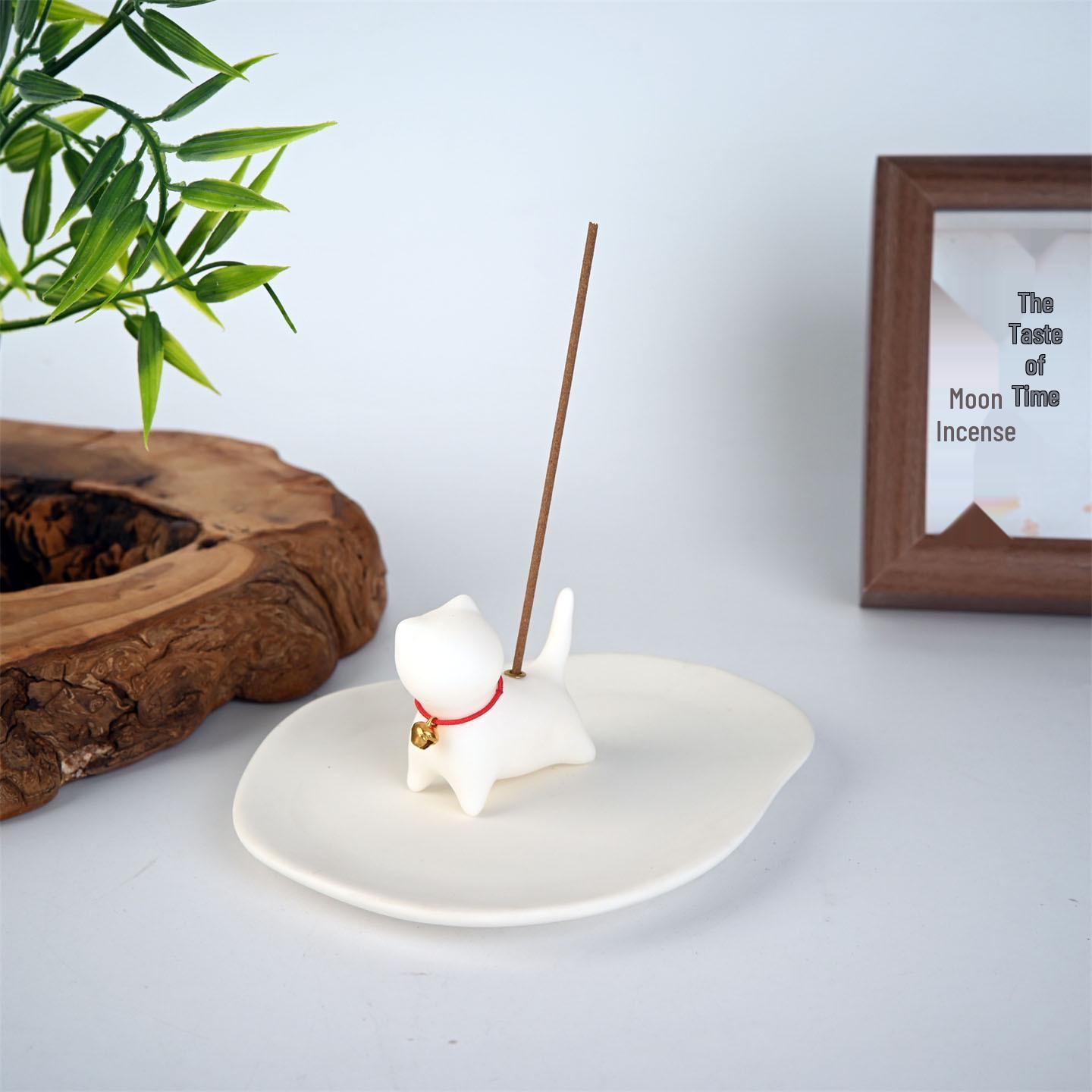 Ceramic Cute Cat & Rabbit Incense Holder - Creative Animal Ornament