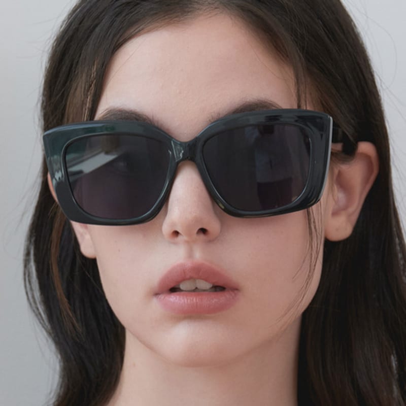 

One Brilliant Cynthia-OB434-Black FREE