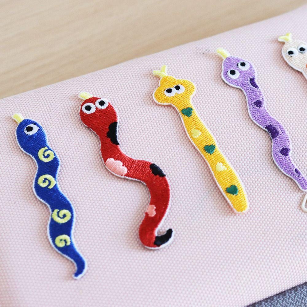 5PCS Cartoon Clothing Patch Cute Clothes Appliques Hairclip Snake Embroidered Patch Sticker  Sewing