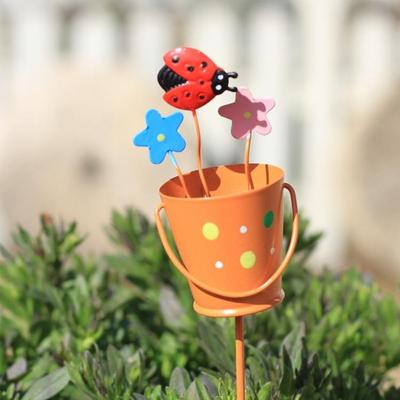 Wrought Iron Garden Flower Picks: Decorative Outdoor Ornaments for Courtyard, Villa, Balcony - Small Bucket & Kettle Inserts.