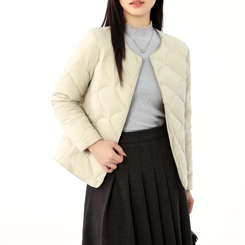 Women's Lightweight Round Neck Down Jacket – Fashionable Plus Size Thin Style with 90% Duck Down Filling.