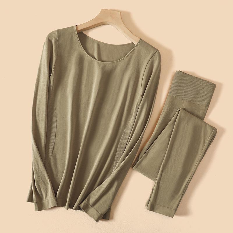 "Women's Seamless Cashmere Protein Thermal Underwear Set: Slim Fit, Body-Shaping for Autumn & Winter"