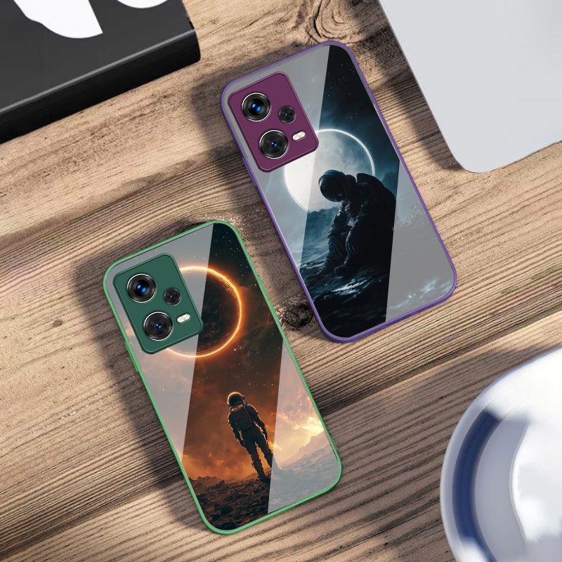 Red Moon Explorer For Xiaomi 14 Ultra 13 Lite Redmi Note 13 11 Pro 12 Plus Poco X6 3 Pro F4 6 GT Tempered Phone Case