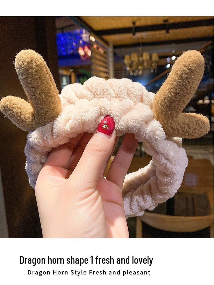 Non-Slip Cartoon Cat Ear Headband for Girls - Perfect for Face Washing and Mask Application