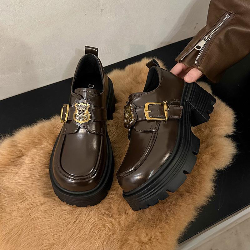 

Ретро лоферы на толстом каблуке женские туфли 2025 весна новая толстая подошва маффин низ британский стиль круглый носок маленькие кожаные туфли женские 40 темно-коричневого