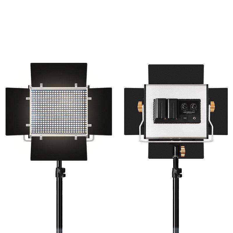 8VLOGLITE W660S LED Fill Light for Photography, Outdoor & Indoor Streaming, Professional Portrait Shooting