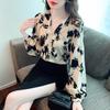 Mürekkep Baskılı Fener Kol Retro Bol Kadın Gömlekleri Üstler Moda Zarif V Yaka Slim Fit Günlük Bluz Kadın Basit İlkbahar Ofis Bayan Gömleği 26348