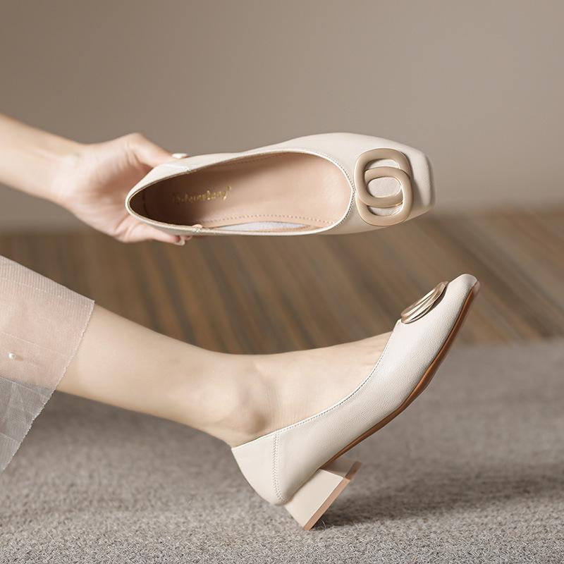 Women's 2025 Square Toe Low Heels Solid Color Retro Casual Flat Shoes Sizes 33-41 Hot Sales Women's MARY JANES High Heels Shoes