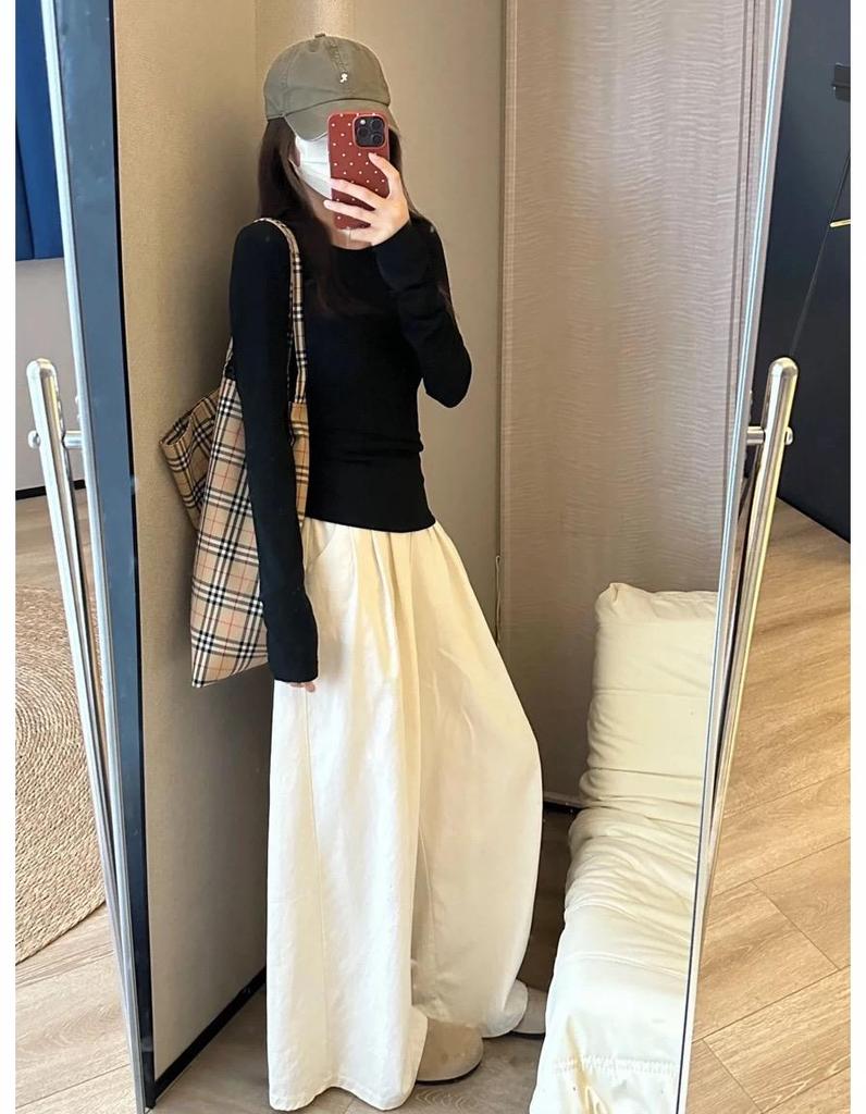 Women's Plus Size 95% Cotton Long Sleeve Round Neck T-Shirt - Slim Fit, Solid Color, Spring/Autumn Wear, Straight Shoulder.