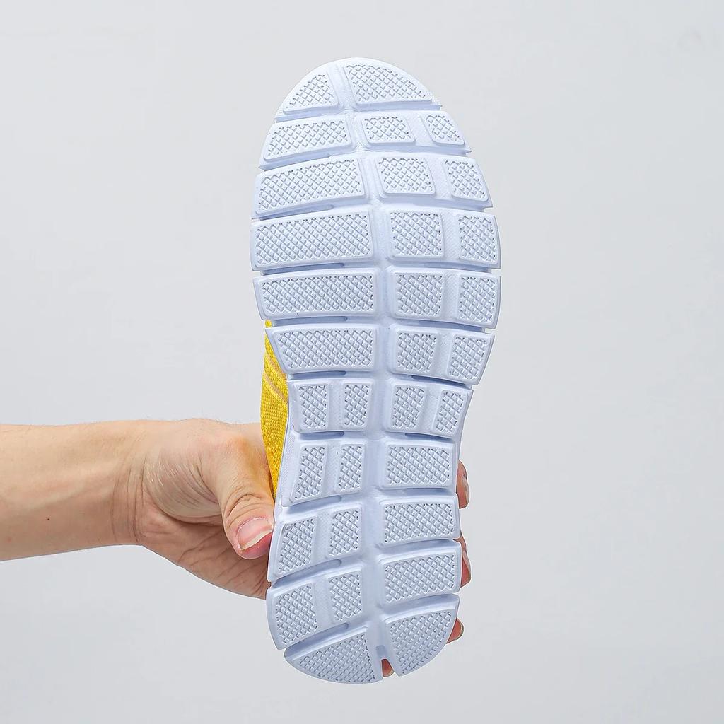 Summer Breathable Mesh Slippers for Women 2025 Lightweight Slip On Walking Shoes Woman Yellow Flat Bottom Non Slip Half Slippers