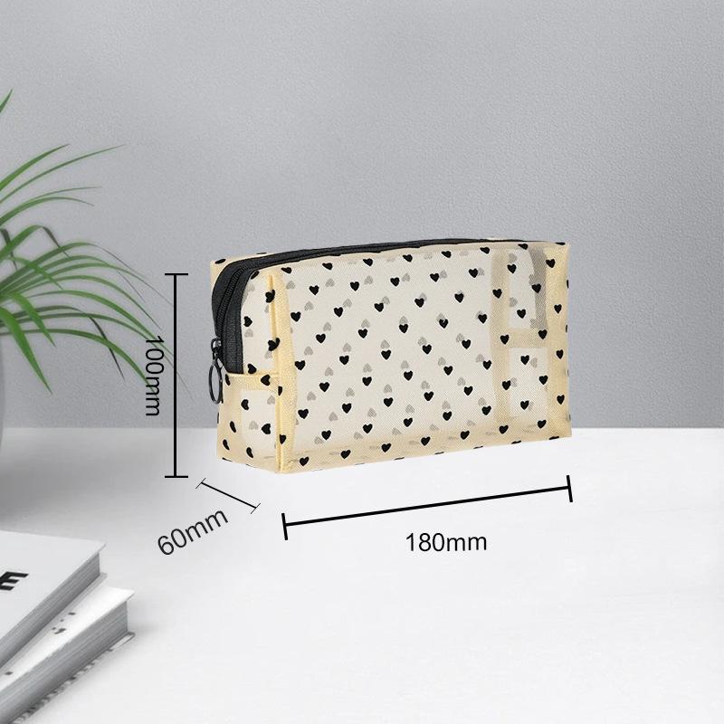 Přenosná cestovní a make-up taška z černé nylonové síťoviny