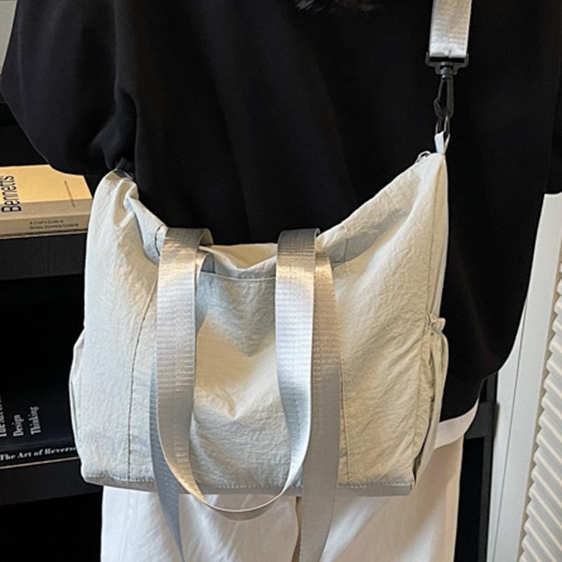 High-value large-capacity bag Go to work High-value portable cloth bag Commuter literary shoulder bag