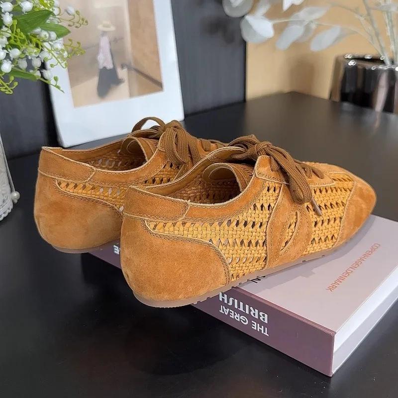 Summer New Women's Soft Leather Breathable Sports Shoes Versatile Retro Style Casual EVA Insole Rubber Bottom Sneakers