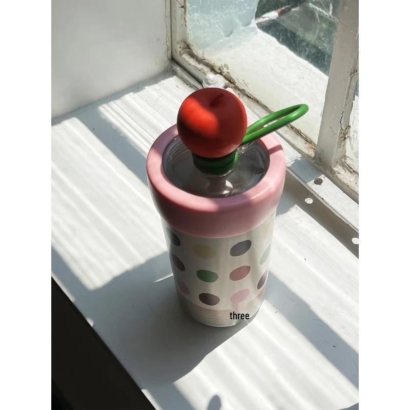 Taggar. 'i' Föreställ dig Apple Dubbeldryck Isolerad Termosmugg