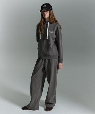 OIOI COLLECTION Pigment Washed Curved Sweatpants [Khaki]