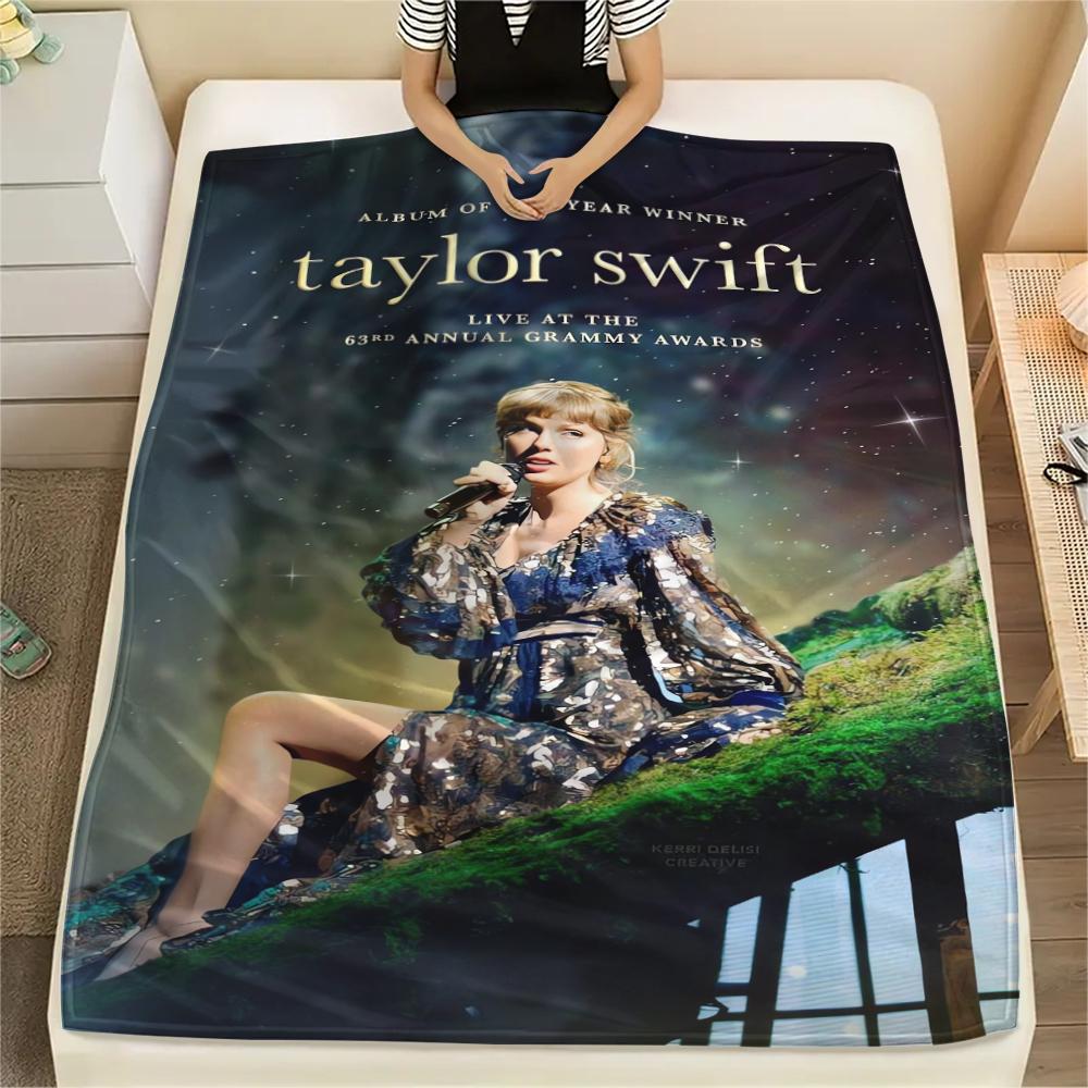 1Pc Swift Singer Print Flannel Blanket, High quality Comfortable for All Seasons, Home Decor, Warmth and Comfort, Perfect for Gifts