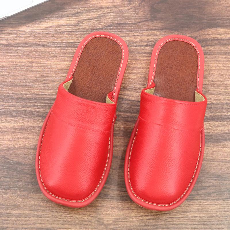 Closed-Toe Cowhide Slippers with Thickened Non-Slip Sole for All Seasons