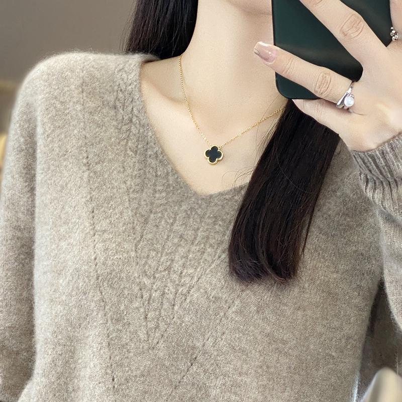 Dámský kašmírový svetr Qinghe kašmír 30% kašmír 70% vlna Dámský podzimní a zimní kašmírový svetr měkký a teplý