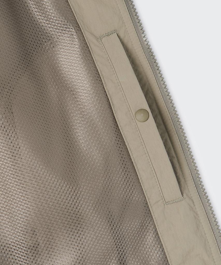 Musinsa Standard [City Leisure] Structured Block Windbreaker Jacket [Leaf Beige/Light Beige]