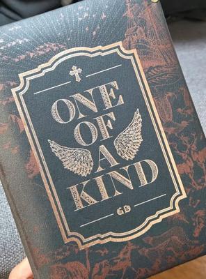 G-DRAGON One of a Kind Album