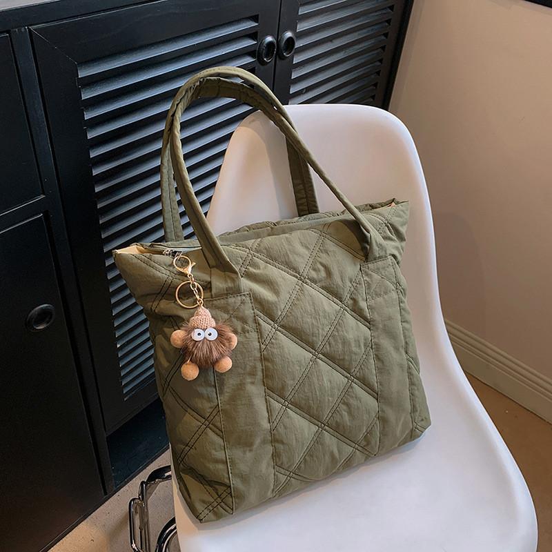 2024 New Style Fashionable Embroidered Pendant Large Capacity Commuter Casual Shoulder Tote Bag Women Street Trend