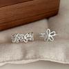 Sweet Hollow Adjustable Flower Ring for Women - Trendy, Simple Niche Design for Index Finger