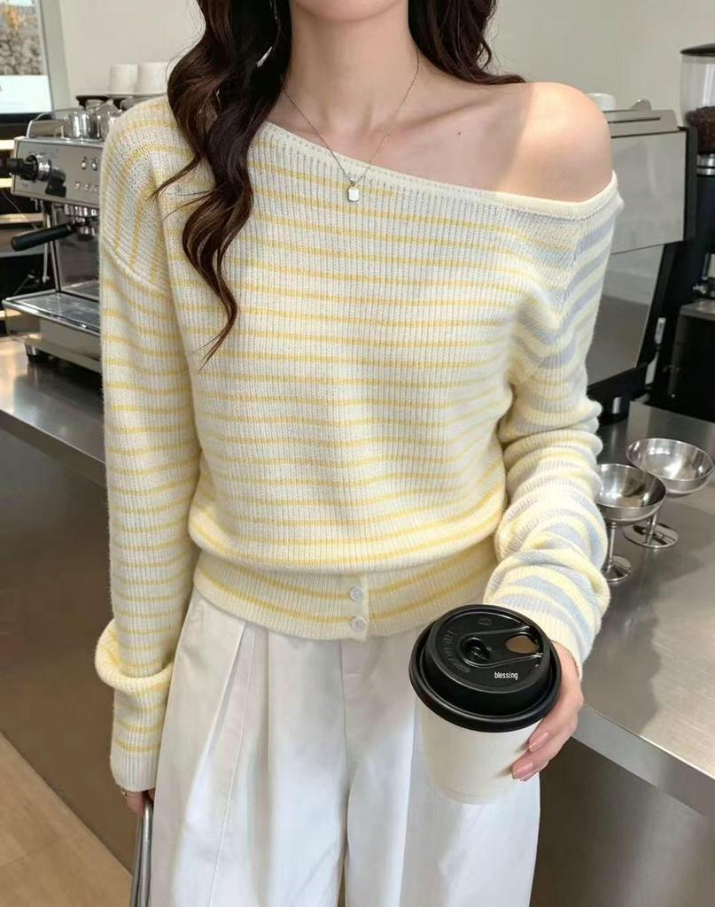 2026 Spring Korean Color Block One-Shoulder Knitwear: Loose Fit, Slimming Stripe Sweater