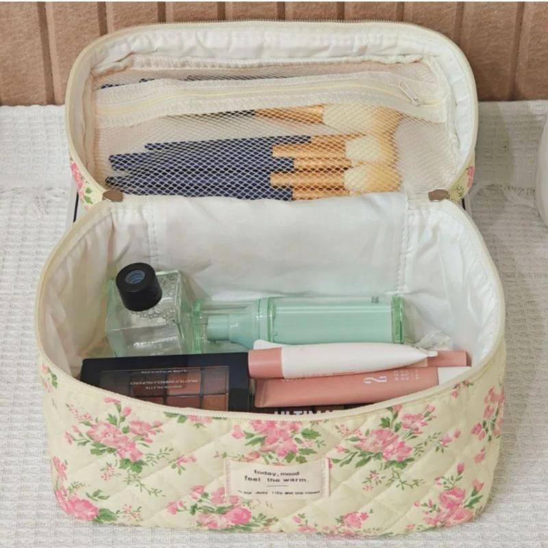 Vintage Blumenmuster Damen Stepp Kosmetiktaschen Reise Tragbar Damen Make-up Etui Toilettenartikel Aufbewahrung Handtasche Mädchen Reißverschluss Federmäppchen