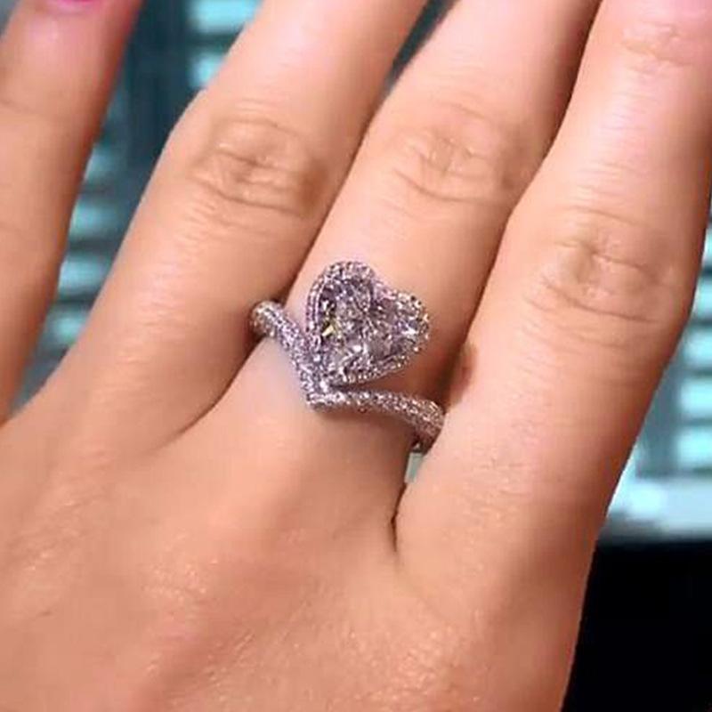 Fashion creative, cute peach heart zircon ring for women, Valentine's Day gift, couple heart ring.