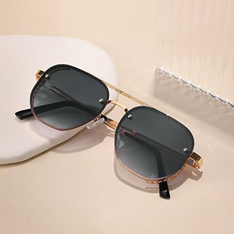 Men Driving Sunglasses Vintage Steampunk Square Sunglasses Metal Frame With Spring Hinges Women Eyepiece Uv400 Glasses