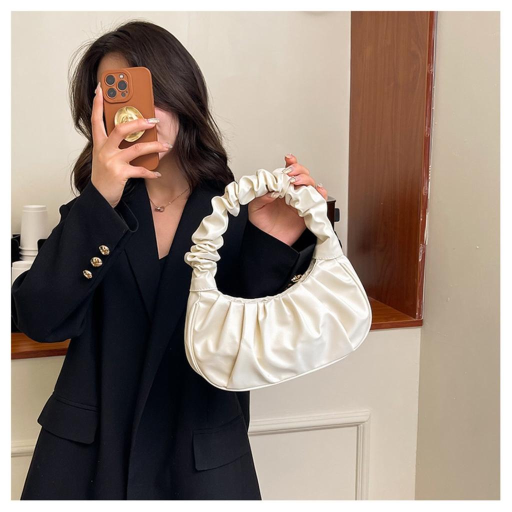 New Korean Style Shoulder Dumpling Bag, French Style Bag, Fashionable Cloud Bag, Pleated Handbag for Women