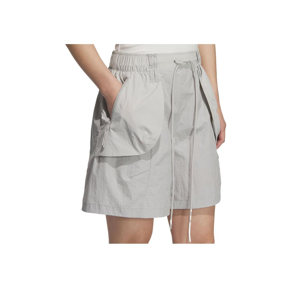 Adidas FOS Woven Shorts Comfortable Versatile Fashionable Soft Solid Color Casual Shorts Women Shorts Light-Gray KE9577