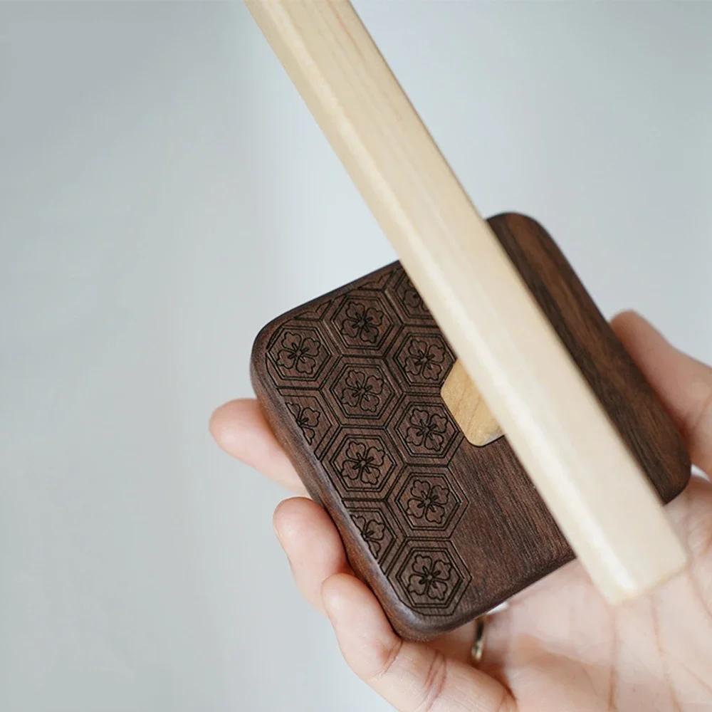 Walnut Wood Engraved Pattern Modern Wabi-Sabi Curtain Holdbacks Tieback for Wall Decor Drapes Multifunctional Solid Wood Hook