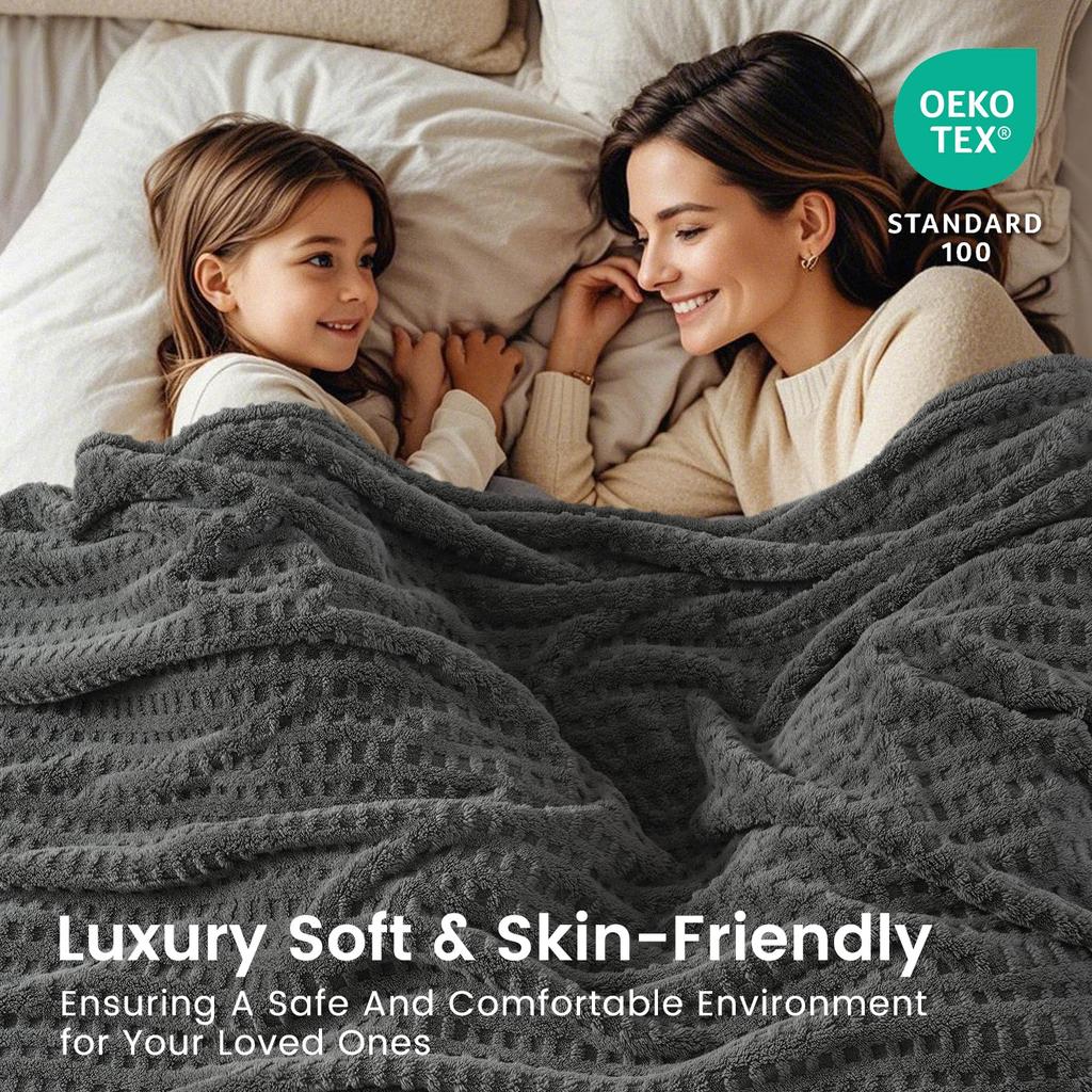 Faux Rabbit Plush Blanket Thick Soft Nap Throw Quilt Double Layer Grid Pattern for Students Home Bed