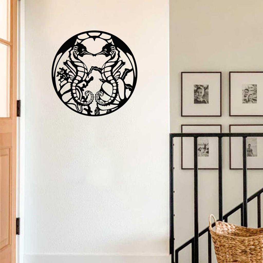 1 Stück Meerestier Metall Wanddeko Schwarz Seepferdchen Liebeskuss Wandskulptur Wandkunst Neue Wanddeko Metall Wandbehang