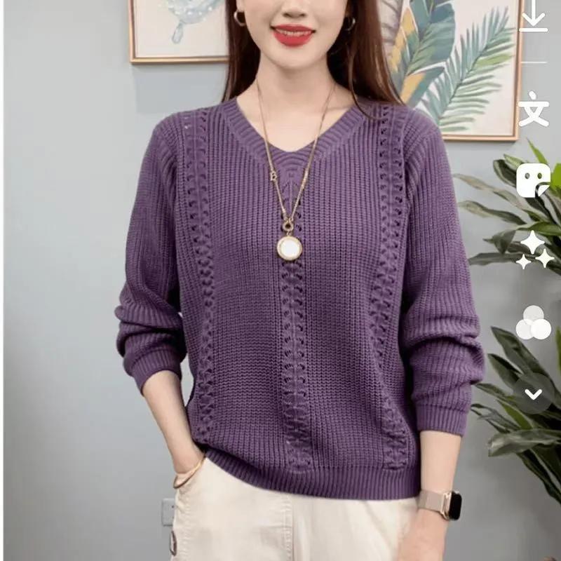 Female Spring and Autumn Solid Color Simple Knitted Sweater Loose Slimming Long Sleeved Base Top