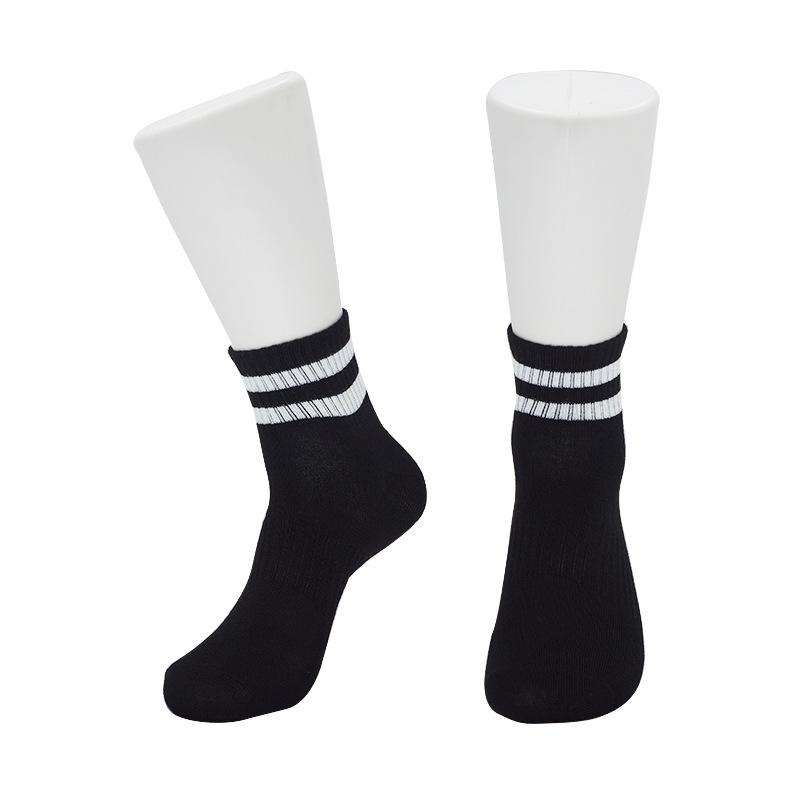 Black And White Socks Men'S And Women'S Thin Breathable Running Medium Tube Polyester Cotton Non-Slip High-Tie Basketball Socks Couple Student Trend S
