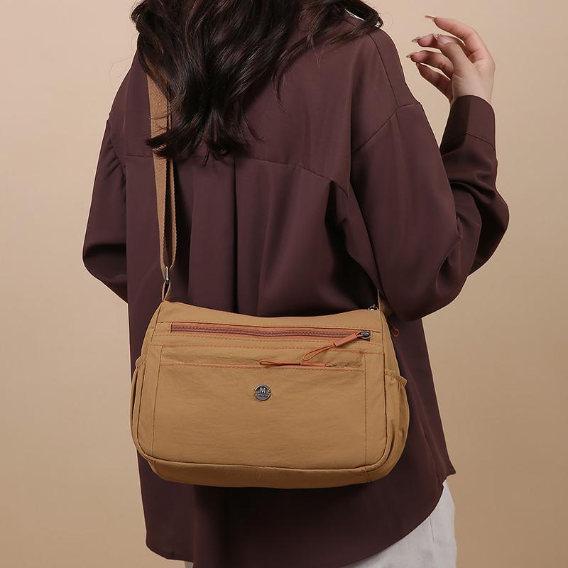 Large Capacity Lightweight Crossbody Bag Oxford Cloth Casual Women's Oulder Bag Multi-layer Mom Bag Waterproof