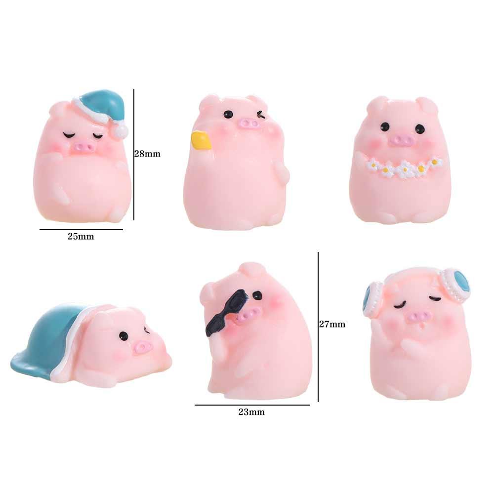 Miniatures Animal Cartoon Piggy Car Ornaments Cartoon Pink Pig Resin Ornaments  Ornaments Gift
