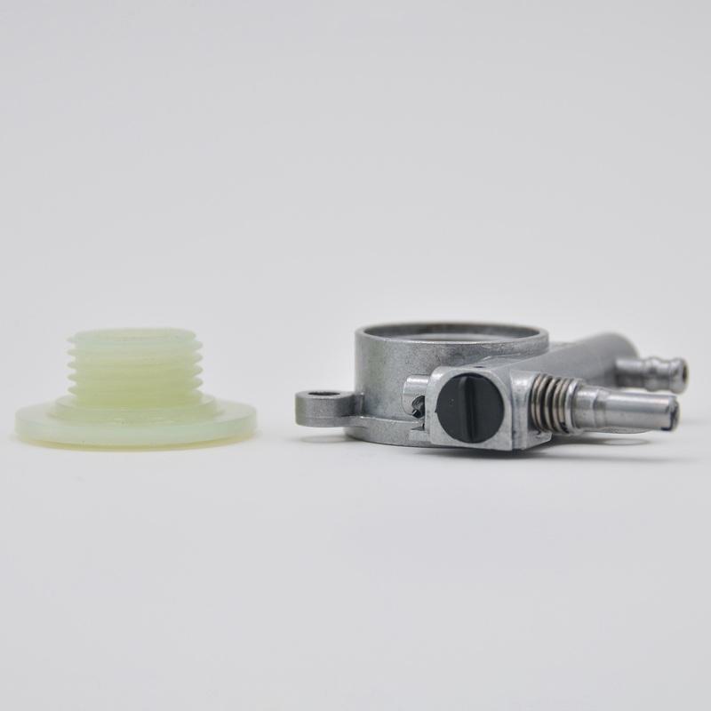 A77T-20Set 2500/3800 Chainsaw Spare Parts Chainsaw Oil Pump With Worm Drive Gear Fit For Chain Saw 25CC/38CC