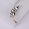 Fashion Personalized Design Feather Brooch, The Same Temperament Suit Pin Jewelry For Men And Women
