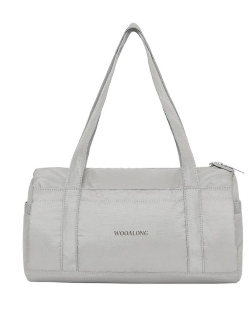 

[USED] WOOALONG Nylon Padded Barrel Bag
