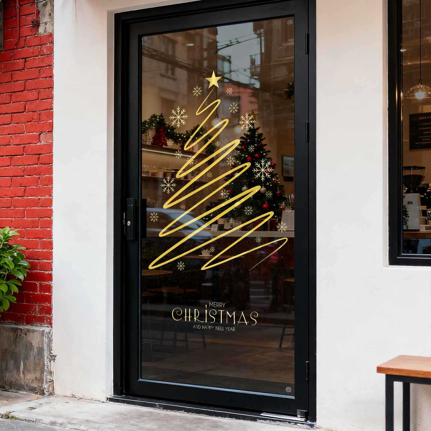 Стеклянное витринное окно торгового центра «Золотая Рождественская Елка» украшено статической наклейкой «Счастливой Рождества Рождественская Елка»