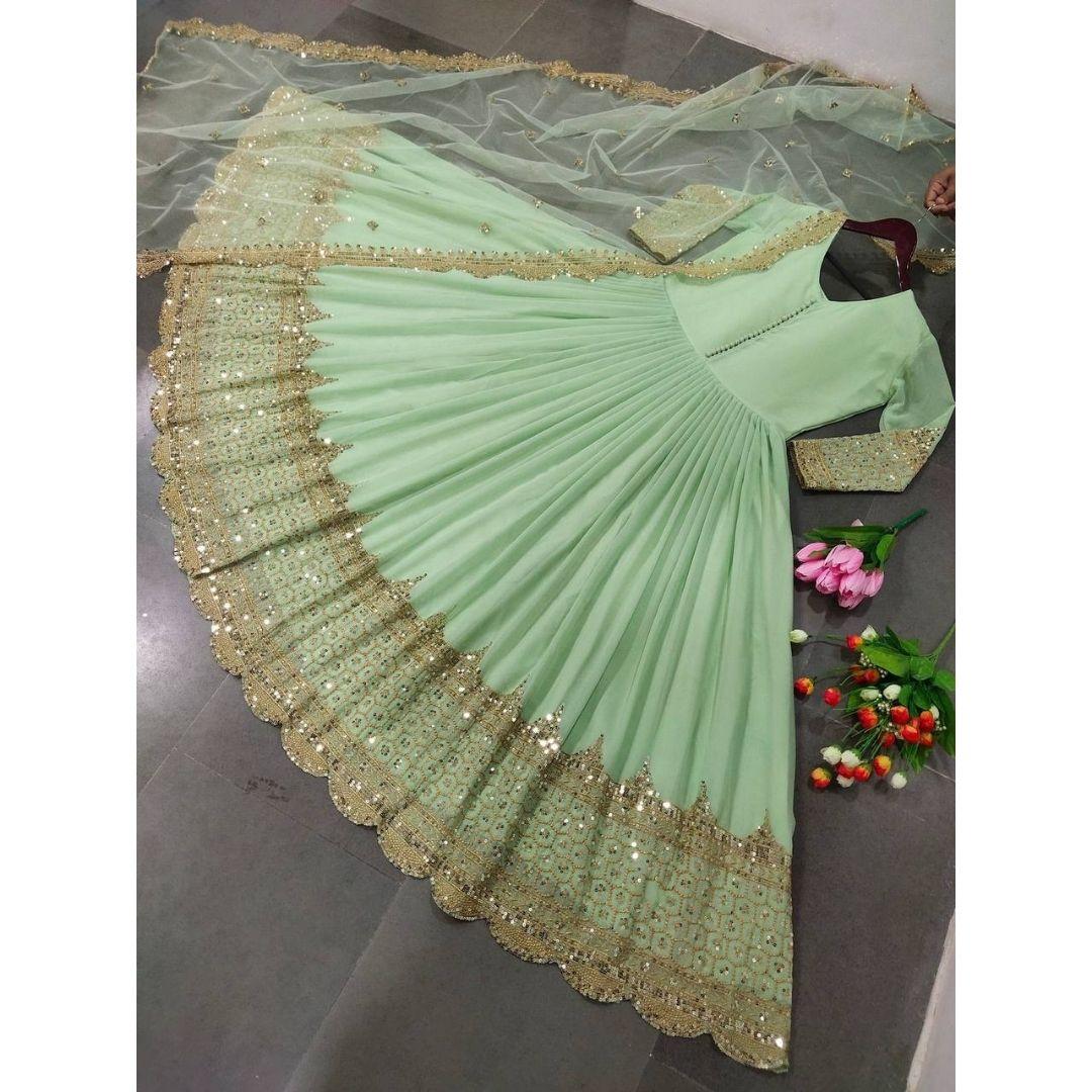 

Разработано платье высочайшего качества с тесно связанными дупаттами.